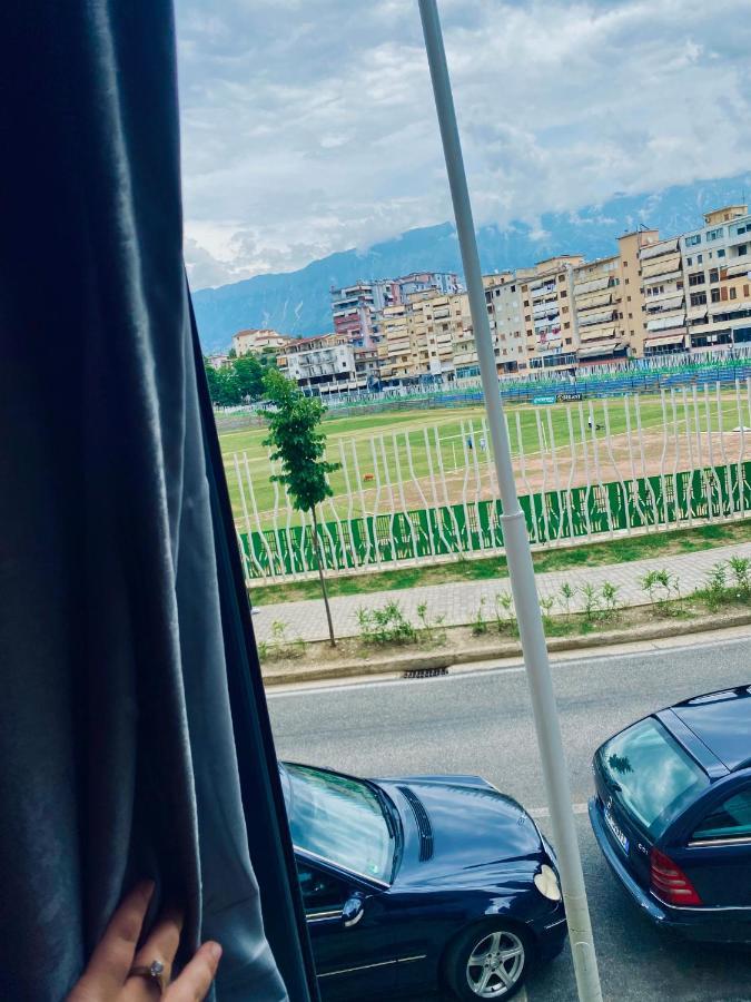 Appartamento Kb Downtown Gjirokastër Esterno foto